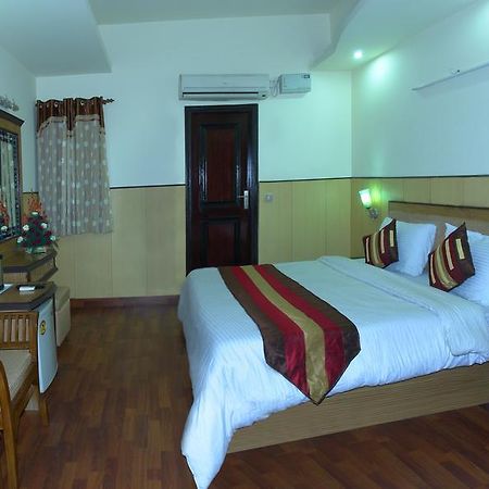 Hotel Karat 87 Inn New Delhi Eksteriør bilde